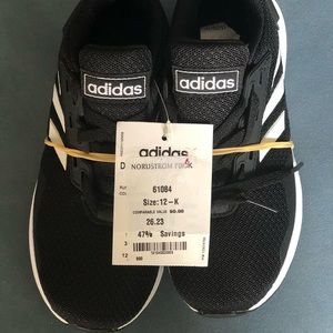 Little boys Adidas Sneakers